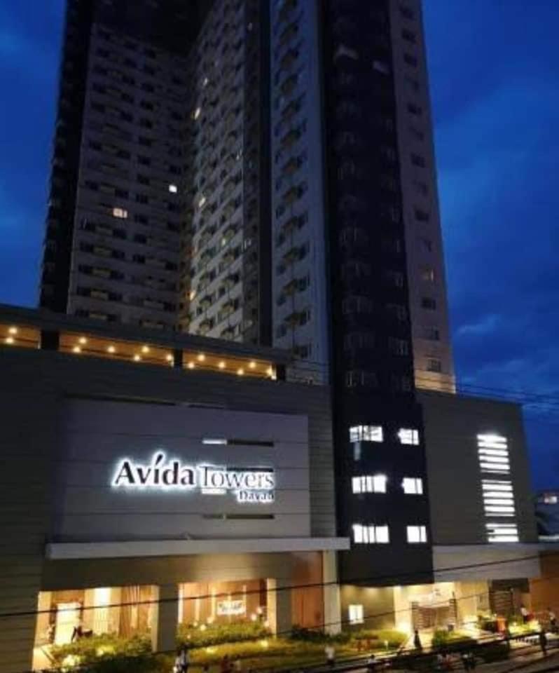Nice Corner Ayala 1 Bedroom Condo At Heart Of Davao City With Hi Speed Wi Fi Internet מראה חיצוני תמונה