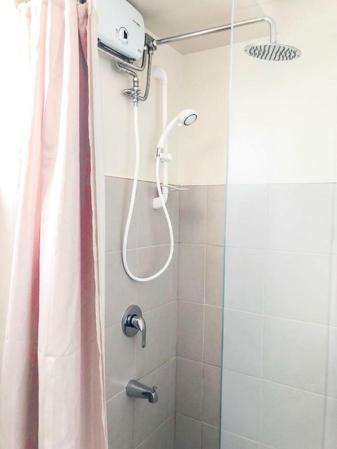 Nice Corner Ayala 1 Bedroom Condo At Heart Of Davao City With Hi Speed Wi Fi Internet מראה חיצוני תמונה
