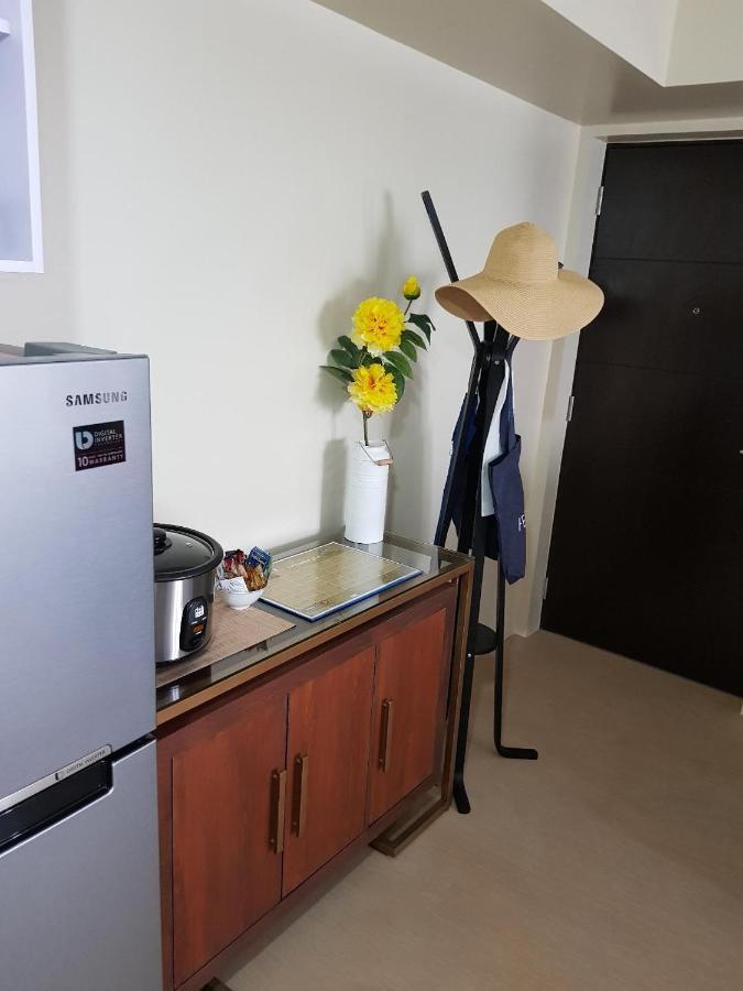 Nice Corner Ayala 1 Bedroom Condo At Heart Of Davao City With Hi Speed Wi Fi Internet מראה חיצוני תמונה